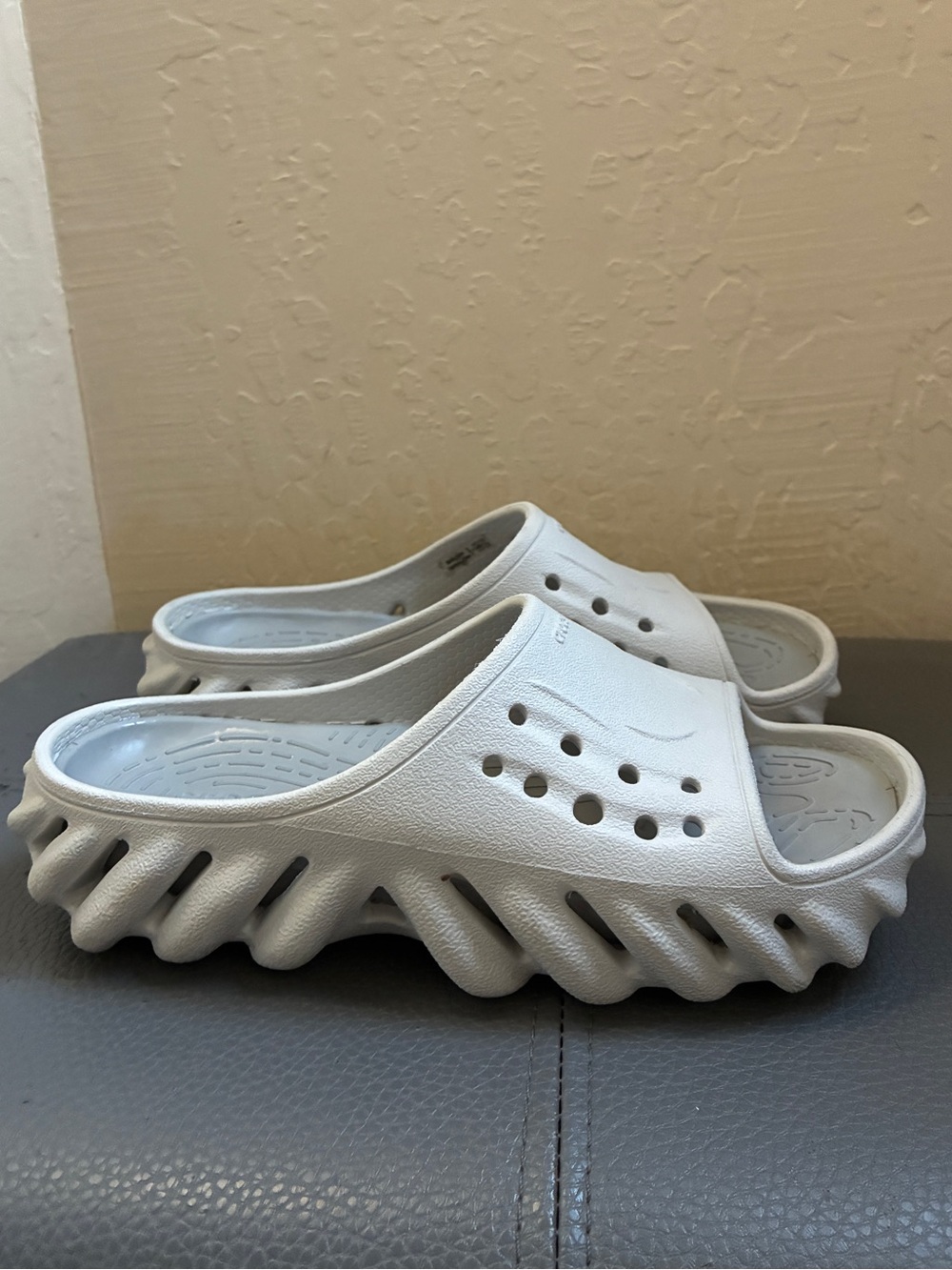 Crocs Echo Slide sandals Gray Size 2